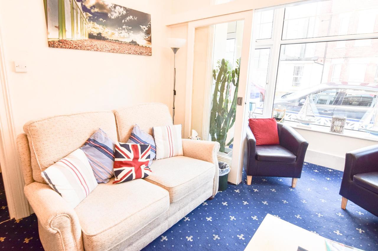 Bed and Breakfast Eastbourne Reymar Esterno foto