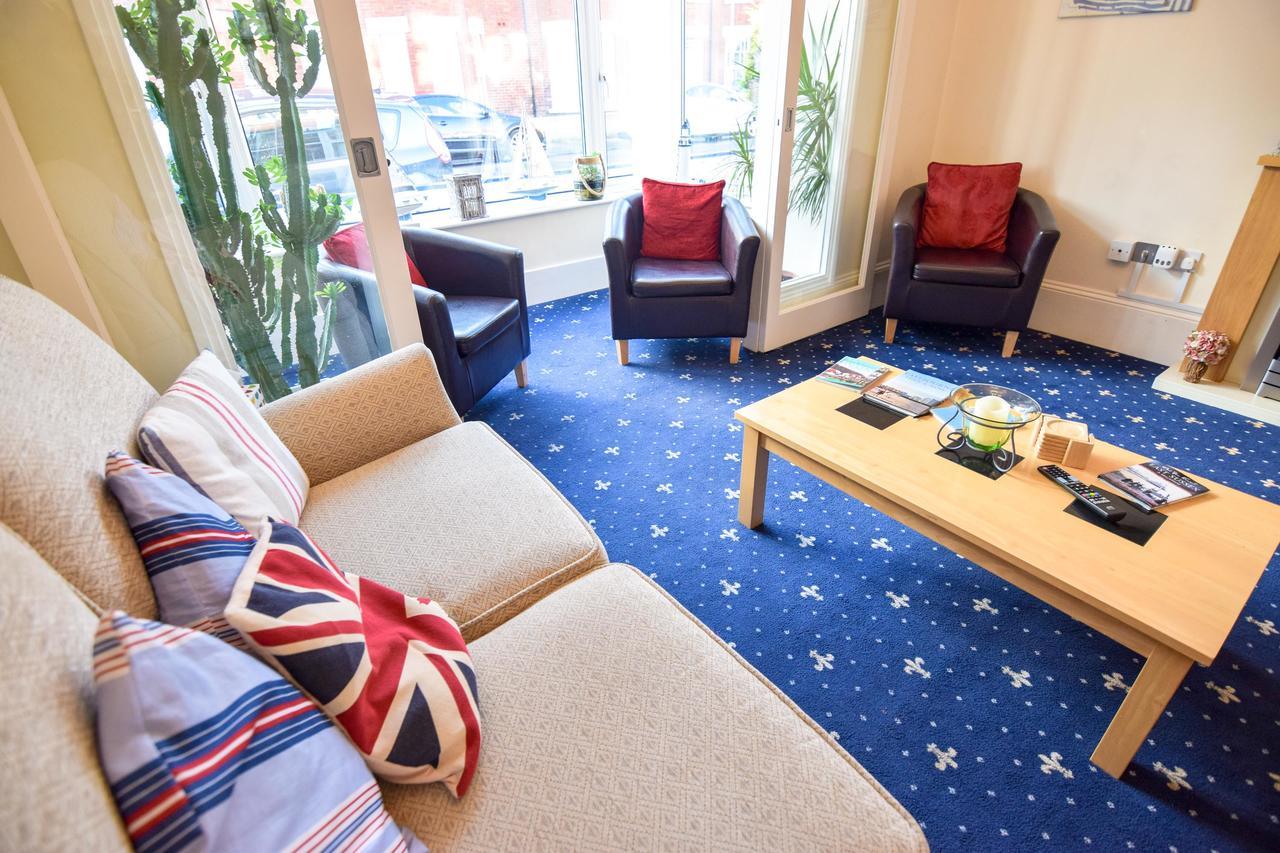 Bed and Breakfast Eastbourne Reymar Esterno foto