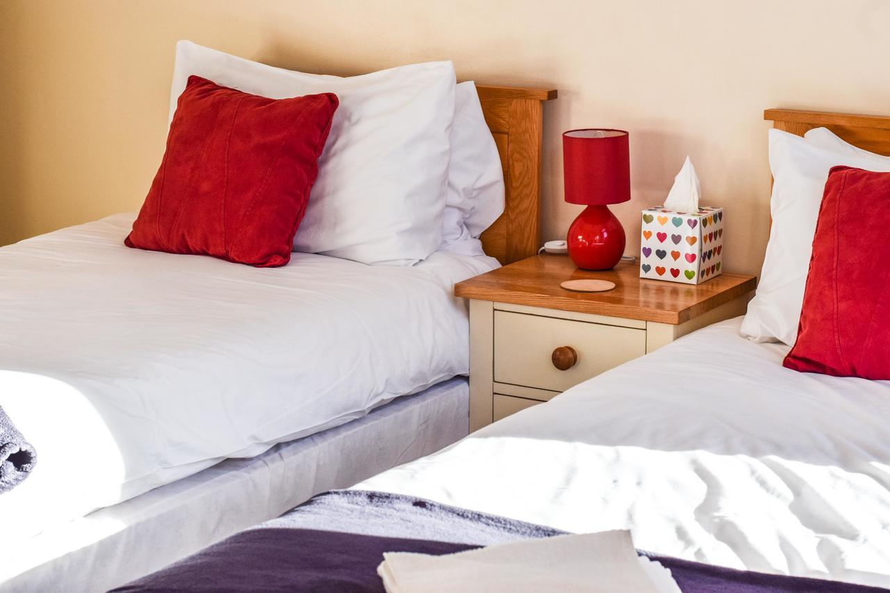 Bed and Breakfast Eastbourne Reymar Esterno foto
