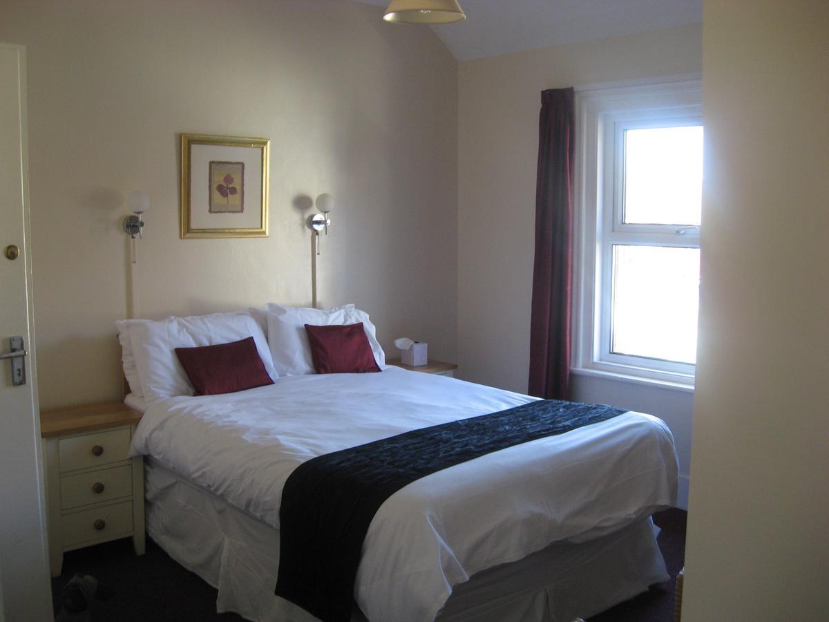 Bed and Breakfast Eastbourne Reymar Esterno foto